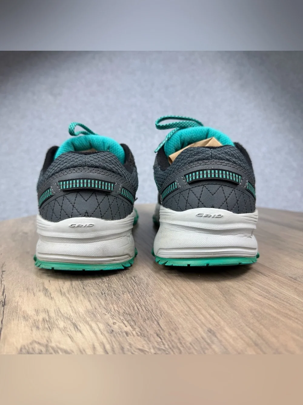 Saucony Grid Raptor TR 2 Women's Size 7.5 Grey Teal Hiking Trail Running Shoes